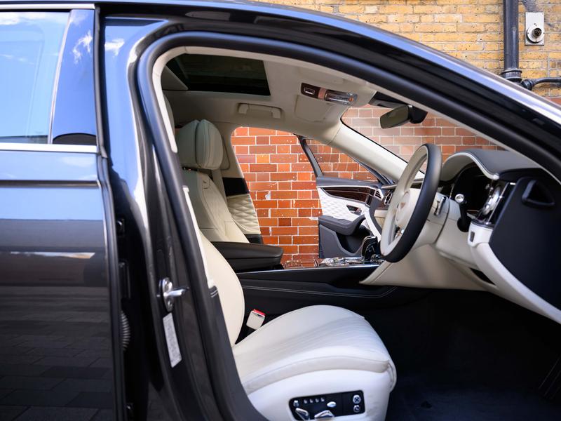 Used Bentley Flying Spur 2023 for sale - 76322202: Photo 18