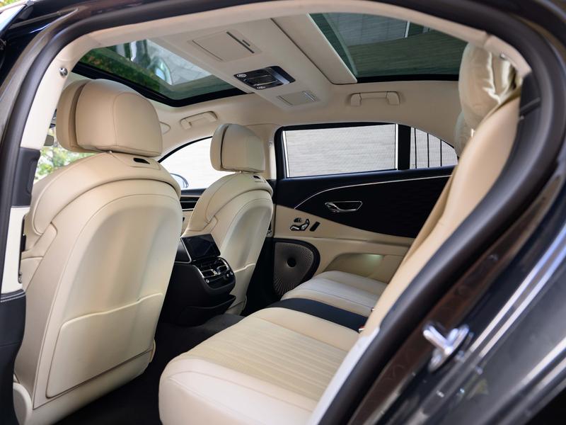 Used Bentley Flying Spur 2023 for sale - 76322202: Photo 24