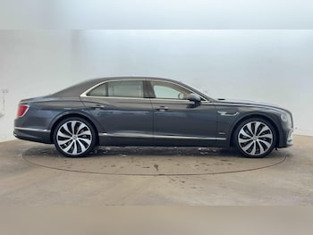 Used Bentley Flying Spur 2023 for sale - 76322202: Photo