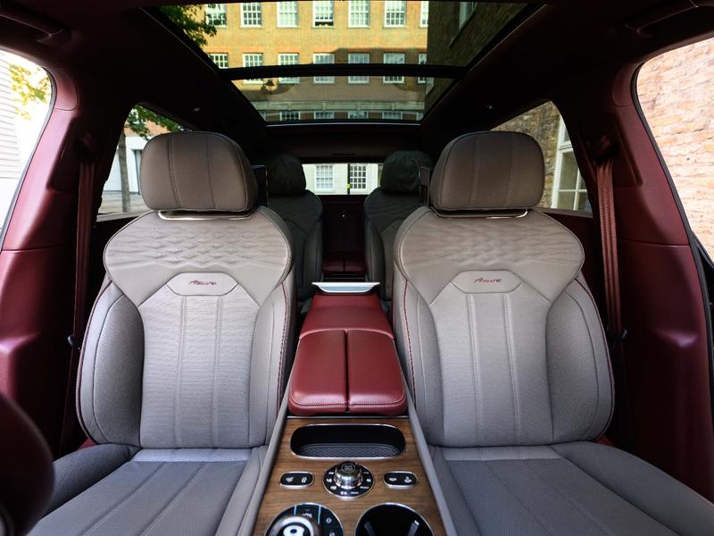 Used Bentley Bentayga 2024 for sale - 76067725: Photo 11