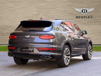 Used Bentley Bentayga 2020 for sale - 78903646: Photo