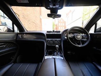 Used Bentley Bentayga 2020 for sale - 78903646: Photo