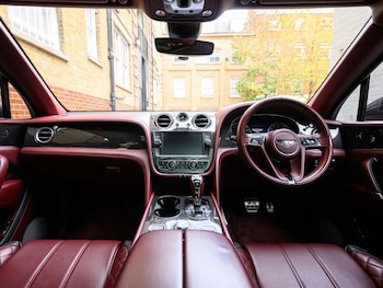 Used Bentley Bentayga 2019 for sale - 76534441: Photo