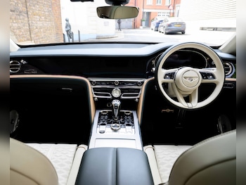 Used Bentley Flying Spur 2026 for sale - 79324106: Photo