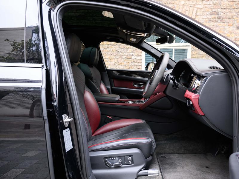 Used Bentley Bentayga 2023 for sale - 76277257: Photo 17