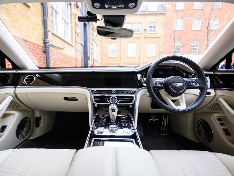Used Bentley Flying Spur 2025 for sale - 77616275: Photo 4