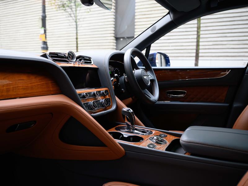 Used Bentley Bentayga 2022 for sale - 76576732: Photo 9