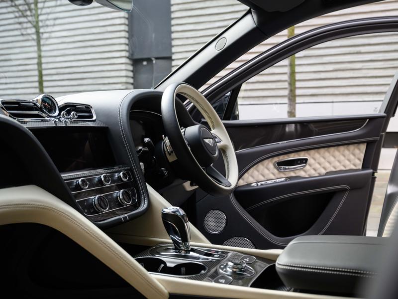 Used Bentley Bentayga 2023 for sale - 77406984: Photo 11