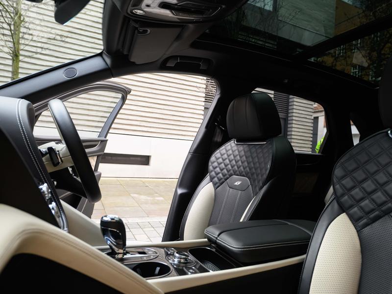 Used Bentley Bentayga 2023 for sale - 77406984: Photo 19