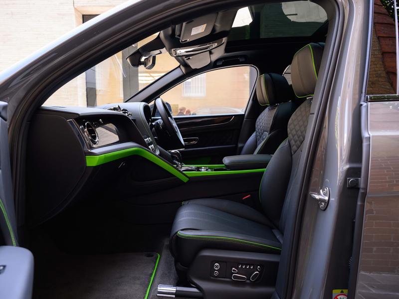 Used Bentley Bentayga 2024 for sale - 76819210: Photo 2