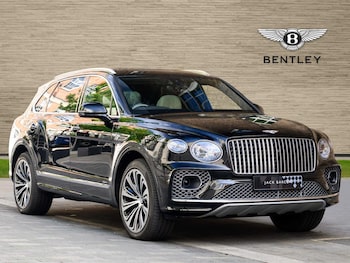 Used Bentley Bentayga 2023 for sale - 78903642: Photo