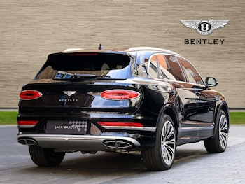 Used Bentley Bentayga 2023 for sale - 78903642: Photo