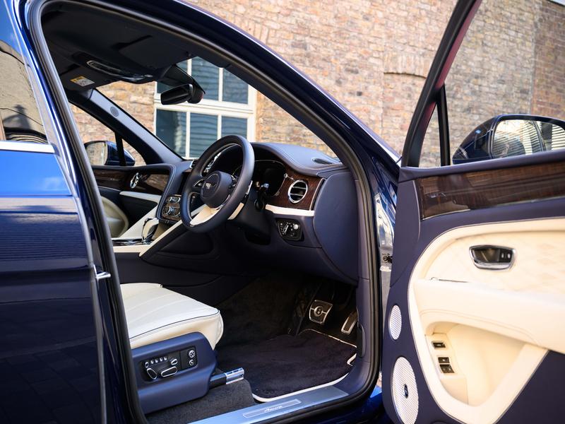 Used Bentley Bentayga 2024 for sale - 77567433: Photo 13