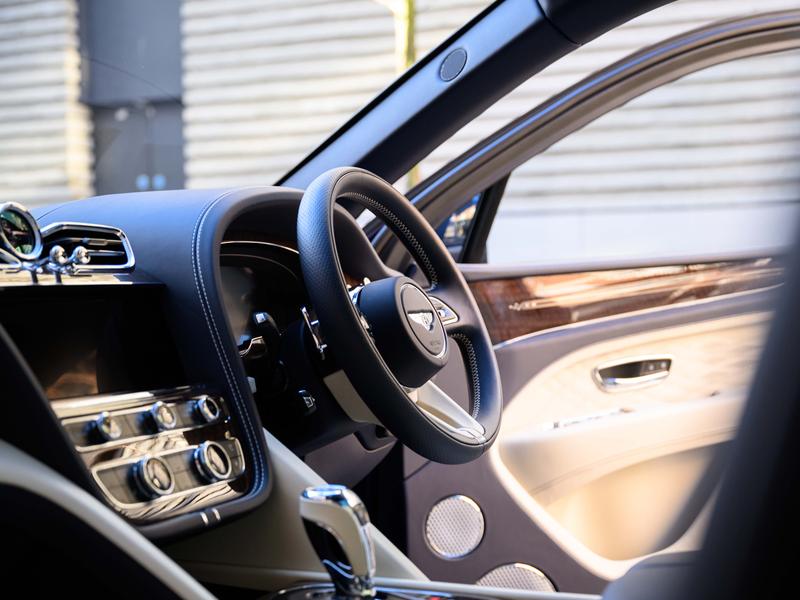 Used Bentley Bentayga 2024 for sale - 77567433: Photo 16