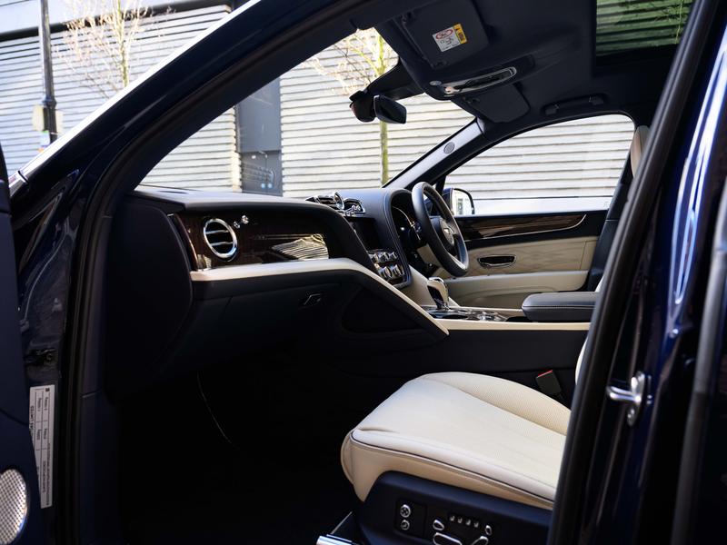 Used Bentley Bentayga 2024 for sale - 77567433: Photo 2