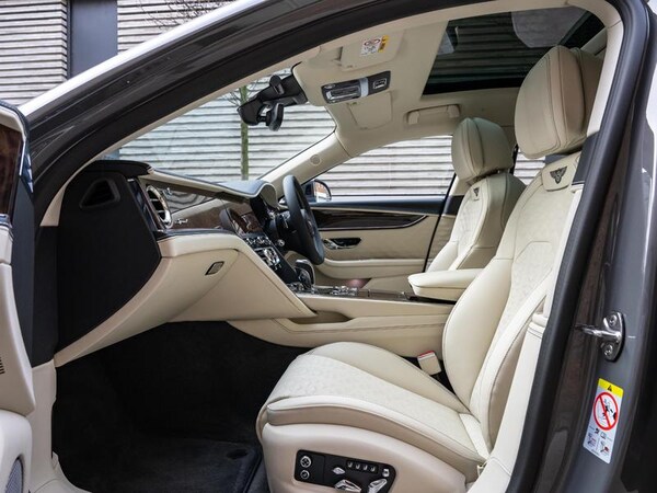 Used Bentley Flying Spur 2024 for sale - 76046515: Photo 18