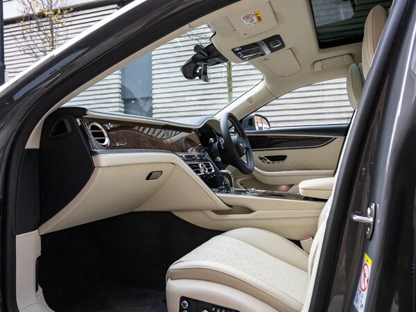 Used Bentley Flying Spur 2024 for sale - 76046515: Photo 19
