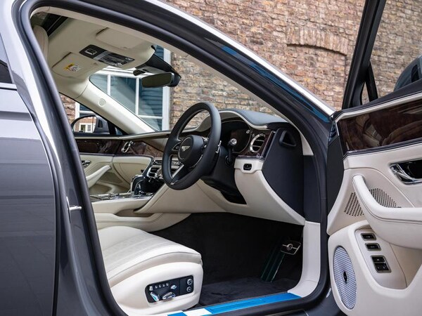 Used Bentley Flying Spur 2024 for sale - 76046515: Photo 21