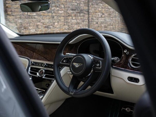 Used Bentley Flying Spur 2024 for sale - 76046515: Photo 23