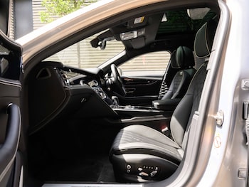 Used Bentley Flying Spur 2020 for sale - 79335879: Photo