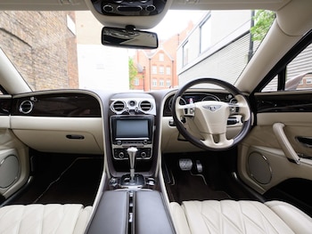 Used Bentley Flying Spur 2015 for sale - 78593004: Photo