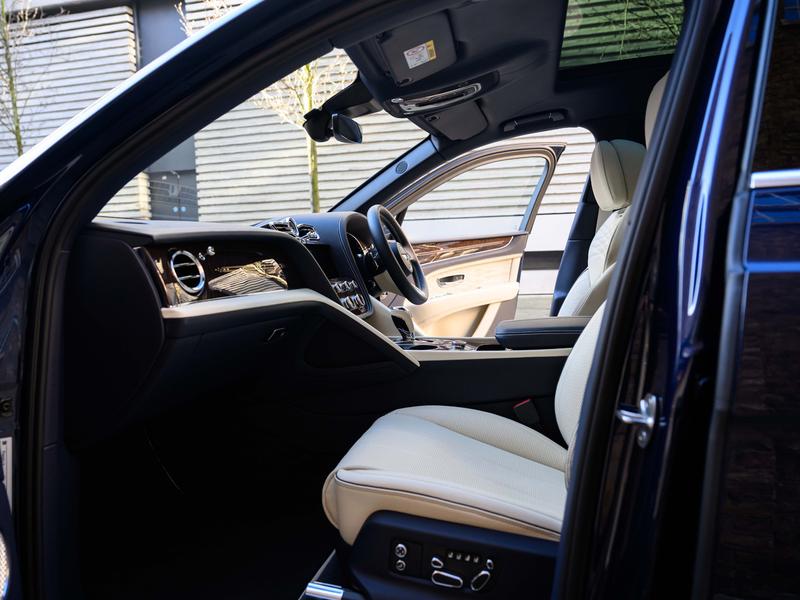 Used Bentley Bentayga 2024 for sale - 77367643: Photo 14