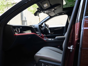 Used Bentley Bentayga 2025 for sale - 79278041: Photo
