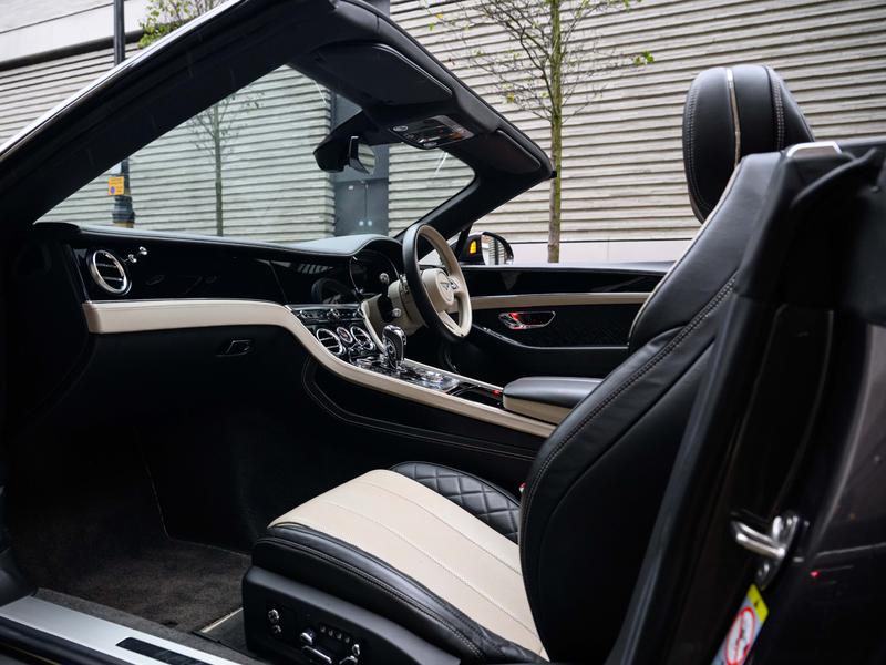 Used Bentley Continental 2021 for sale - 76710247: Photo 11