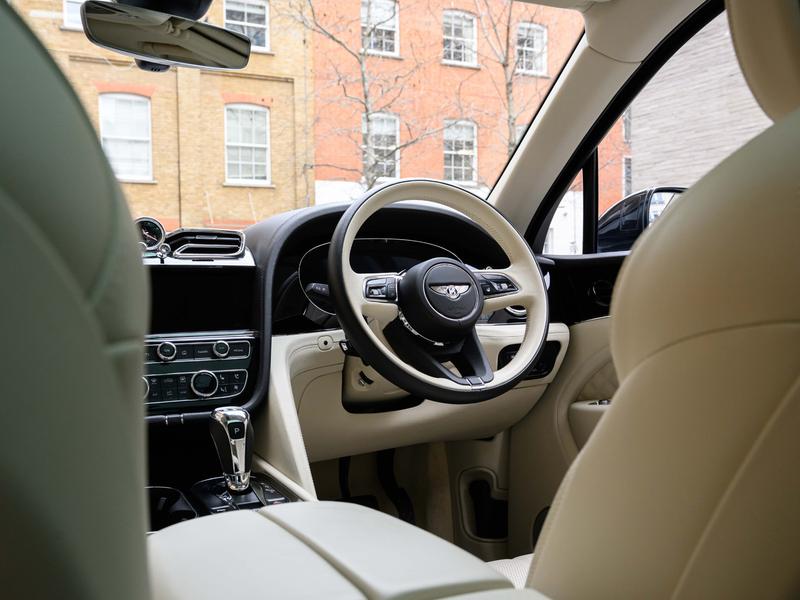 Used Bentley Bentayga for sale - 77941465: Photo 16