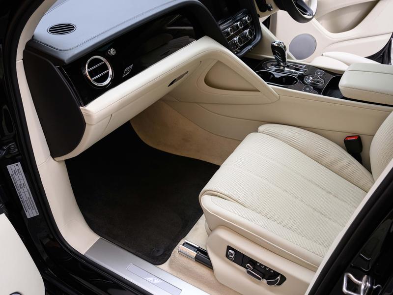 Used Bentley Bentayga for sale - 77941465: Photo 18