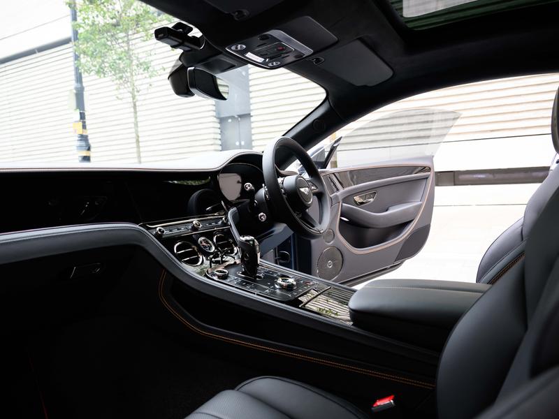 Used Bentley Continental 2025 for sale - 76265960: Photo 11