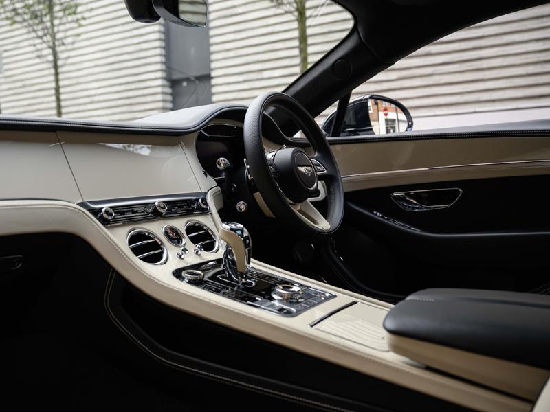 Used Bentley Continental 2023 for sale - 76649765: Photo 13