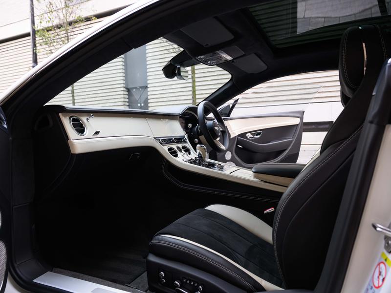 Used Bentley Continental 2023 for sale - 76649765: Photo 2