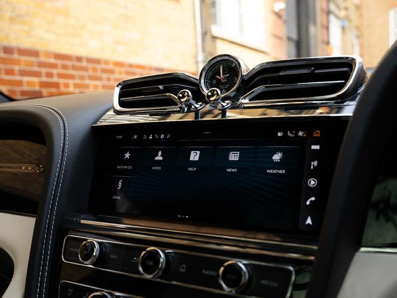 Used Bentley Bentayga 2024 for sale - 77025869: Photo 15