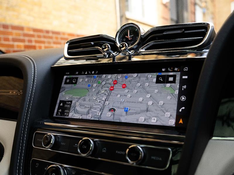 Used Bentley Bentayga 2024 for sale - 77025869: Photo 16