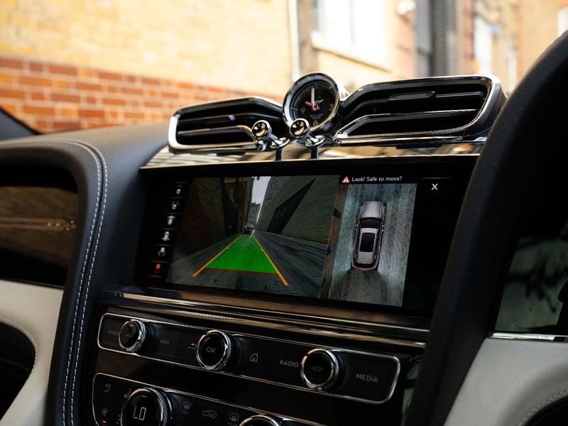 Used Bentley Bentayga 2024 for sale - 77025869: Photo 17