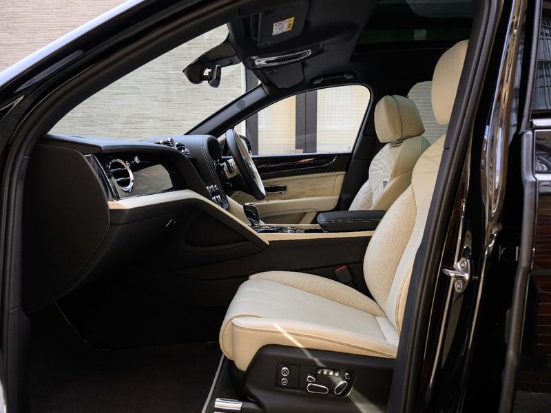 Used Bentley Bentayga 2024 for sale - 77025869: Photo 20