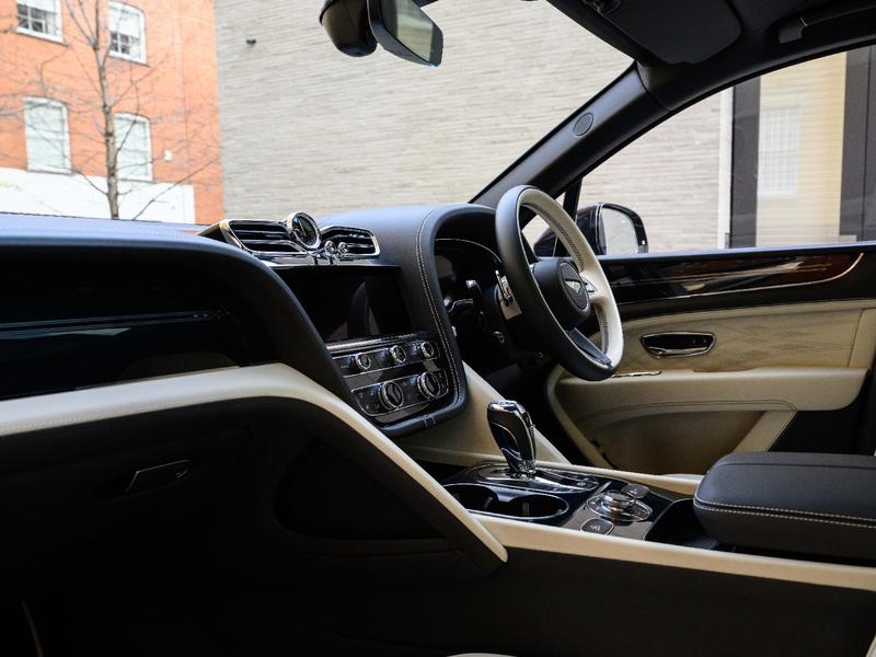 Used Bentley Bentayga 2024 for sale - 77025869: Photo 21
