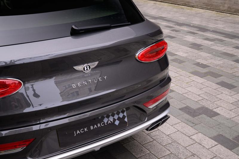 Used Bentley Bentayga 2023 for sale - 77804576: Photo 11