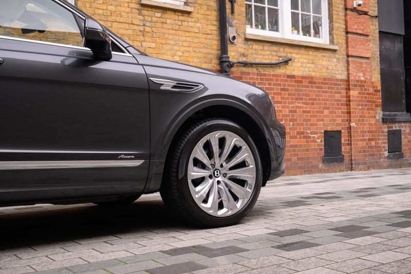 Used Bentley Bentayga 2023 for sale - 77804576: Photo 14