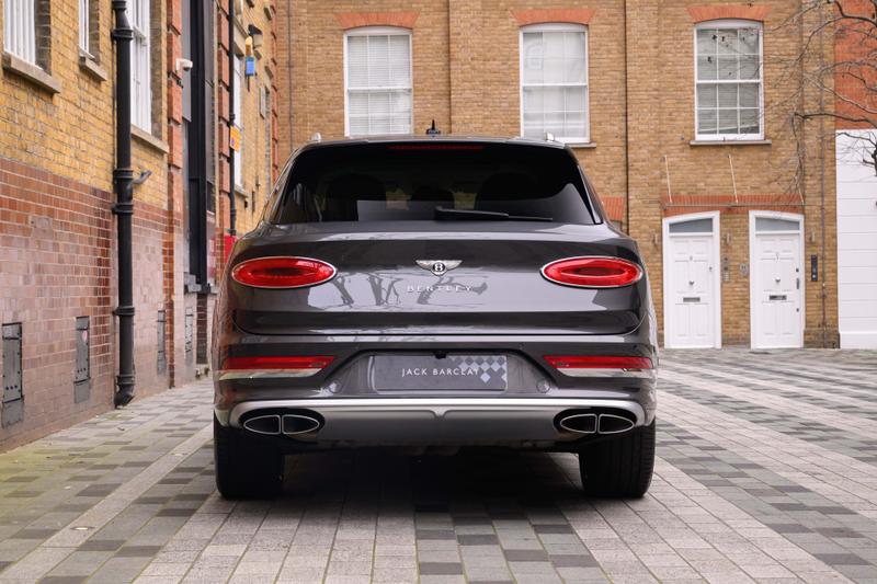 Used Bentley Bentayga 2023 for sale - 77804576: Photo 9