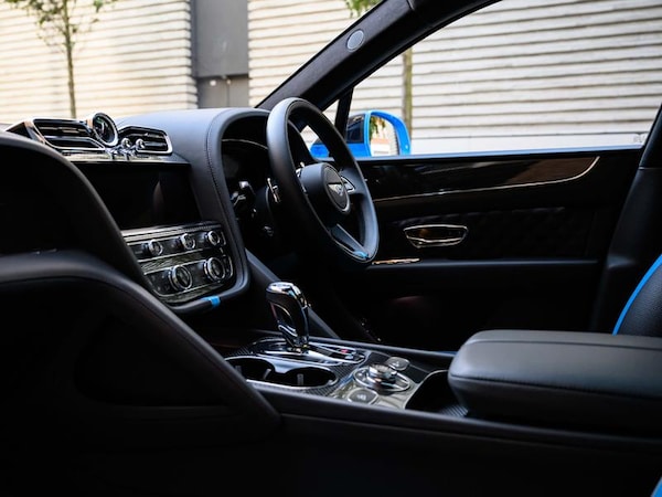 Used Bentley Bentayga 2023 for sale - 75723928: Photo 11
