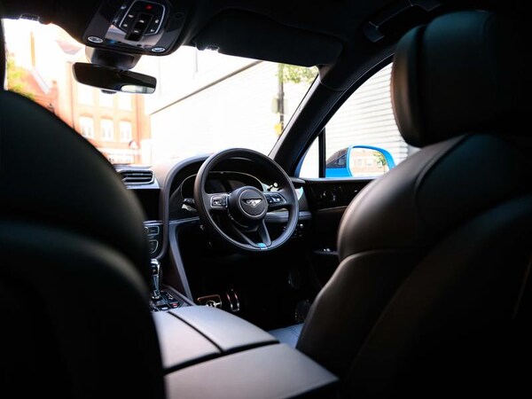 Used Bentley Bentayga 2023 for sale - 75723928: Photo 16