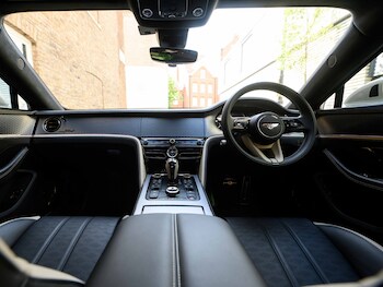 Used Bentley Flying Spur 2025 for sale - 79115697: Photo