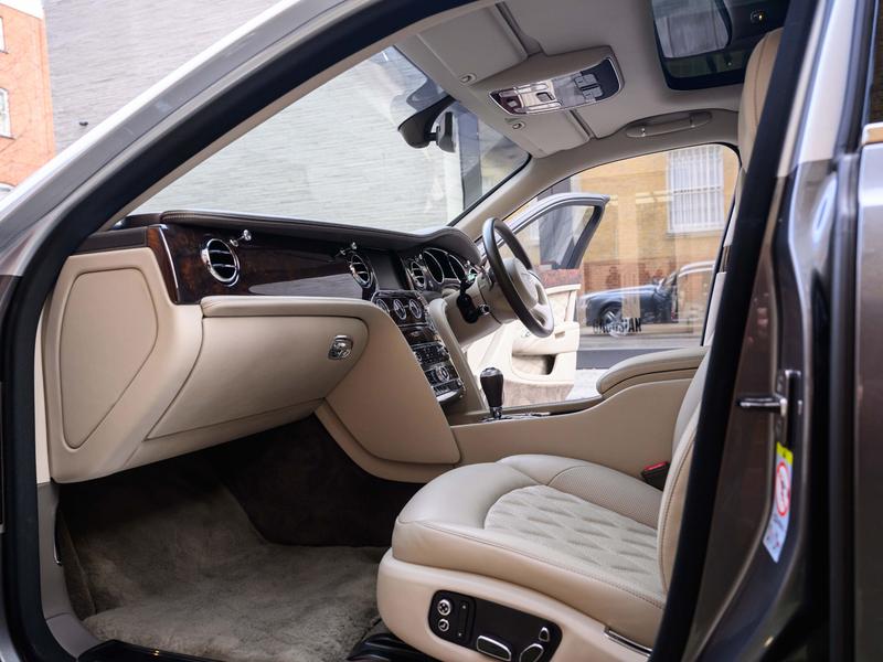 Used Bentley Mulsanne 2018 for sale - 77638851: Photo 14