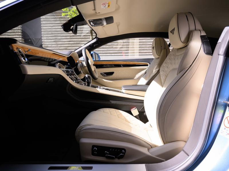 Used Bentley Continental 2022 for sale - 78109604: Photo 2