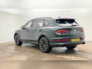 Used Bentley Bentayga 2022 for sale - 78357102: Photo