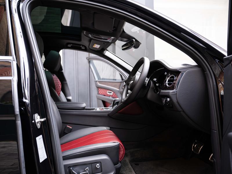 Used Bentley Bentayga 2022 for sale - 76882468: Photo 17