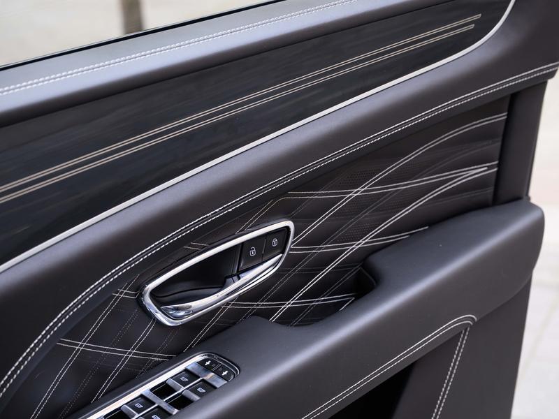 Used Bentley Bentayga 2023 for sale - 78095079: Photo 9