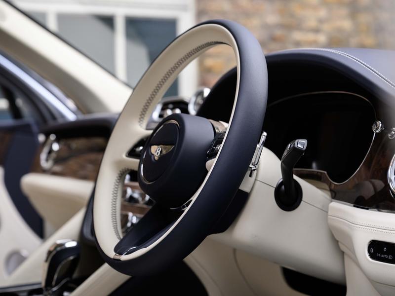 Used Bentley Bentayga 2025 for sale - 77427186: Photo 13